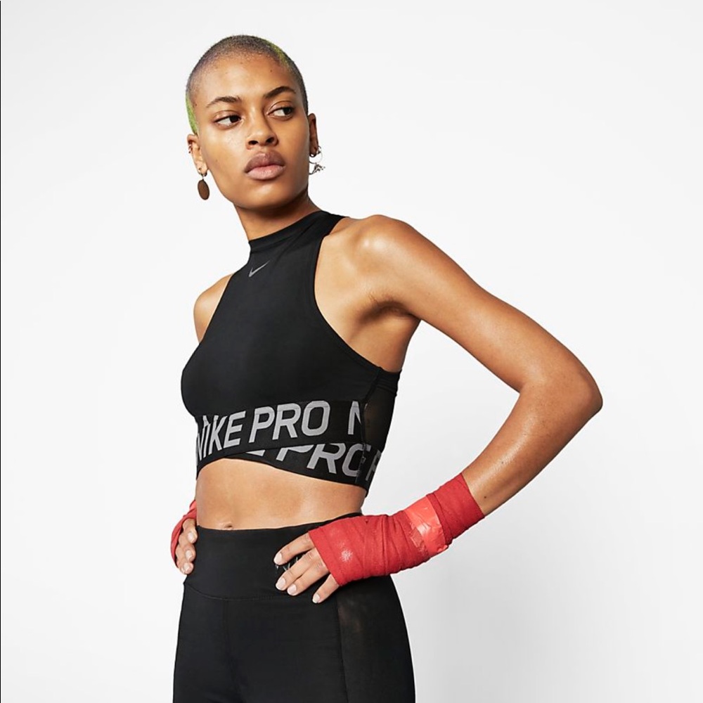 Brand new Nike pro intertwist